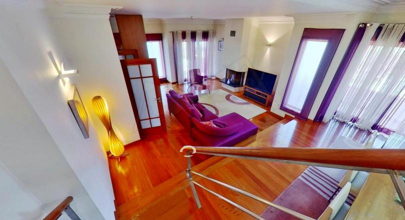 Moradia T5 | Piscina | Jardim