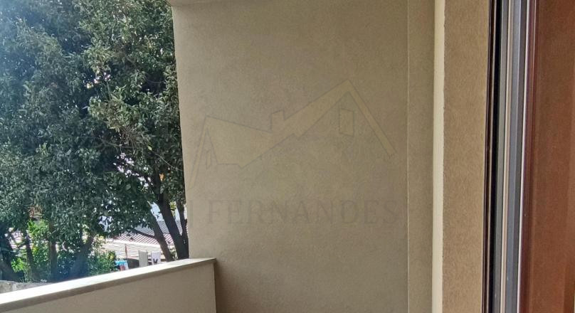 Apartamento T1 Novo - Último Piso