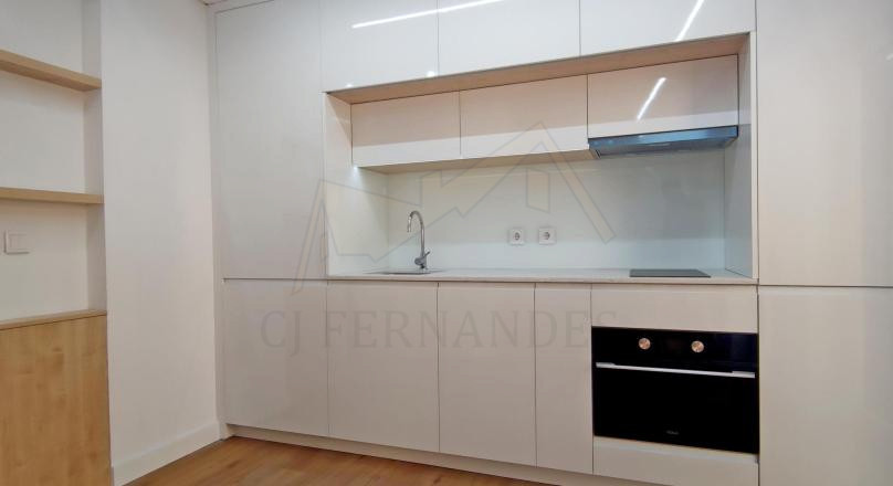 Apartamento T0  Novo 