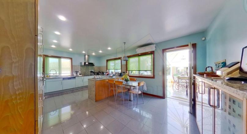 Moradia T5 | Piscina | Jardim