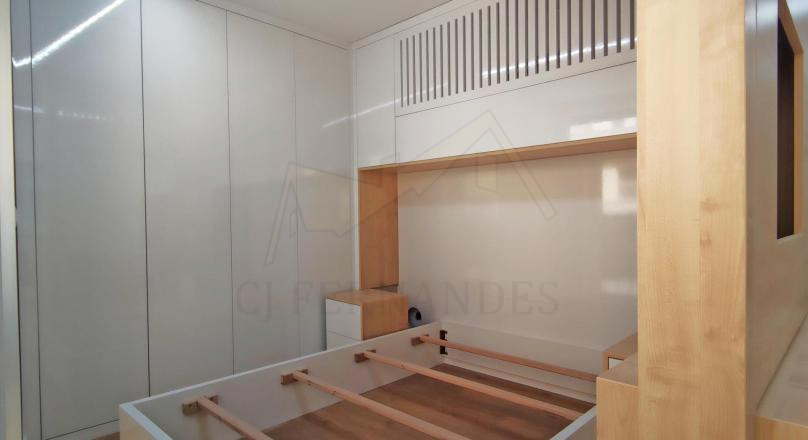 Apartamento T0 Duplex Novo