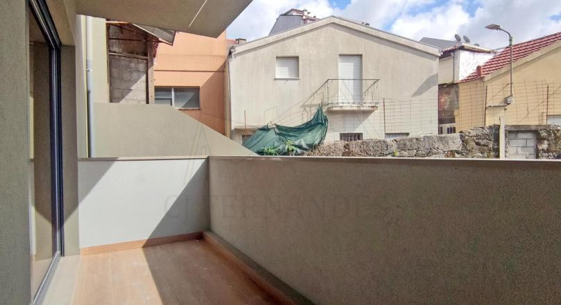 Apartamento T0  Novo 