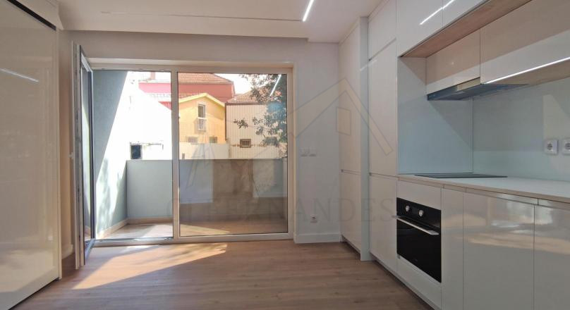 Apartamento T0 Duplex Novo