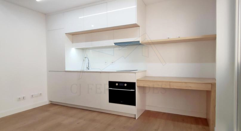 Apartamento T0  Novo 